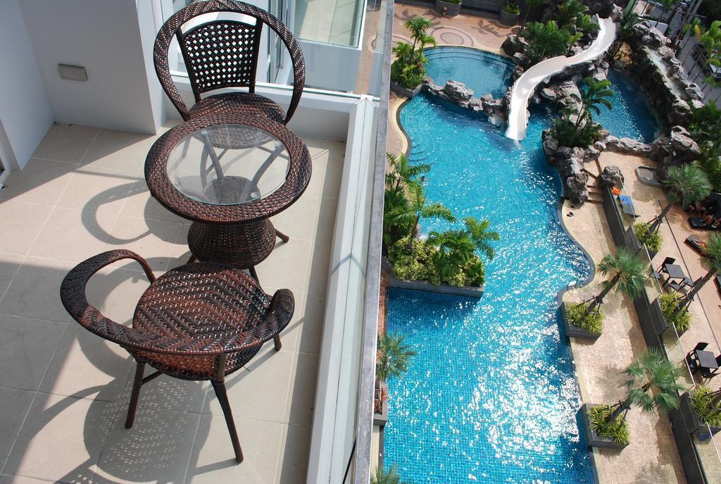 The Cliff Residence Condo Pattaya Room photo