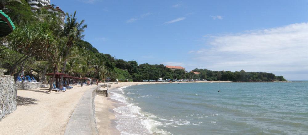The Cliff Residence Condo Pattaya Exterior photo